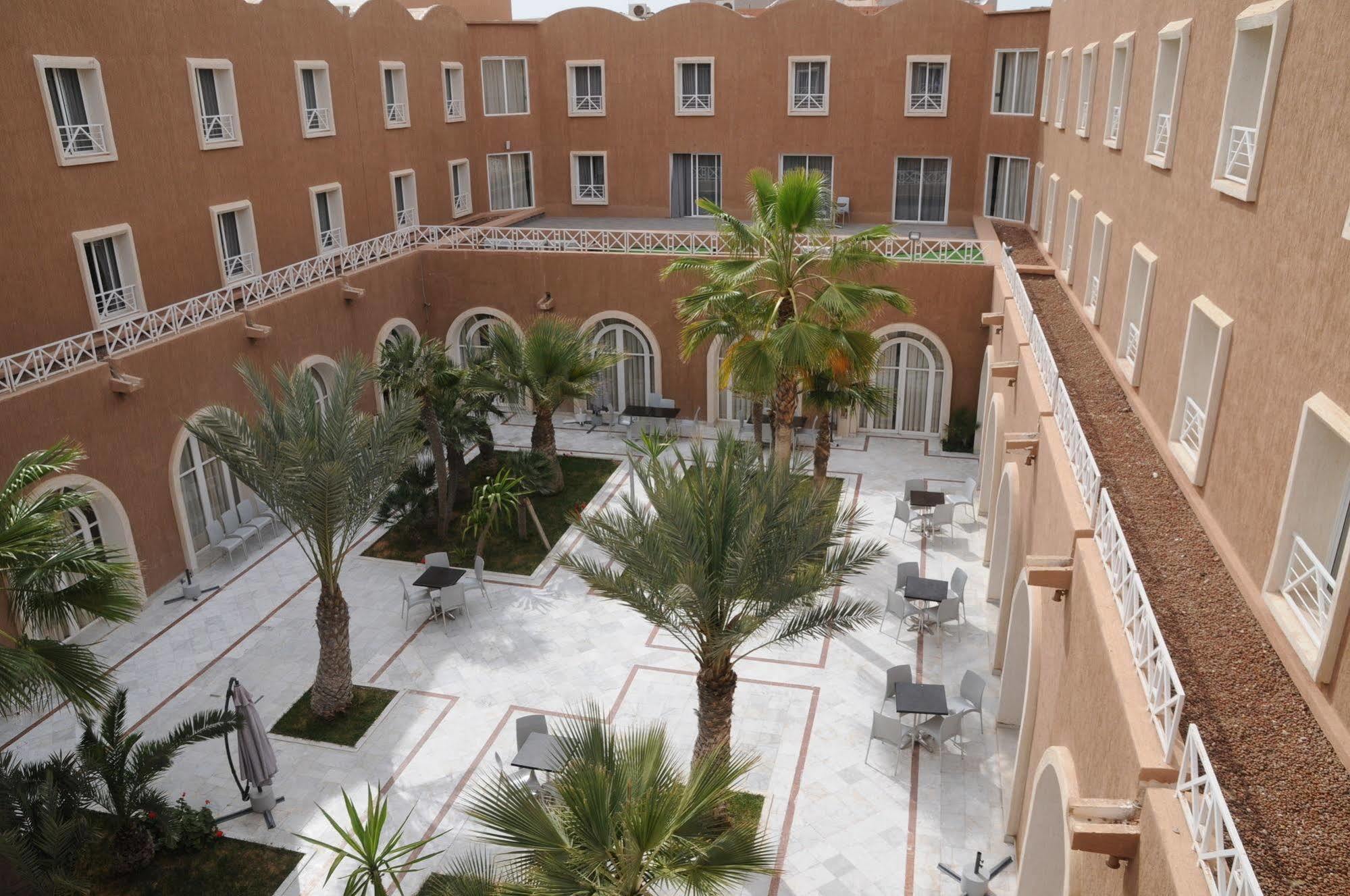 Hotel Al Massira العيون المظهر الخارجي الصورة